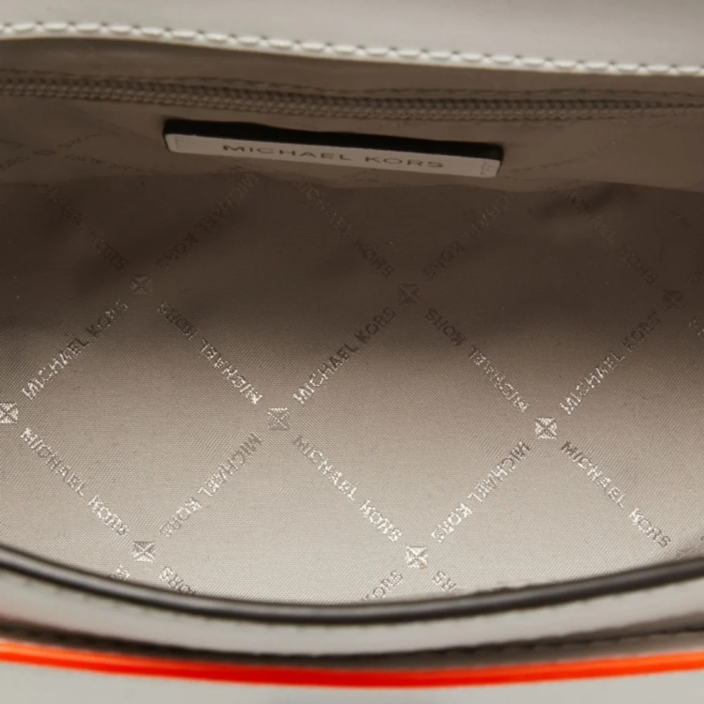Michael Kors Manhattan Medium Contrast Trim Leather Satchel Stud Signature Bag